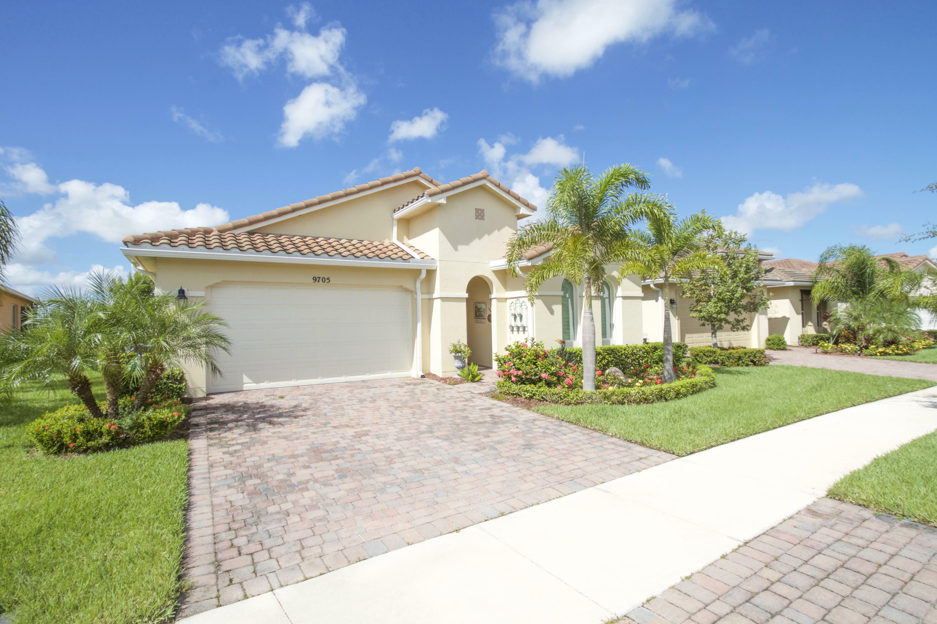 Property Photo:  9705 SW Chestwood Avenue  FL 34987 