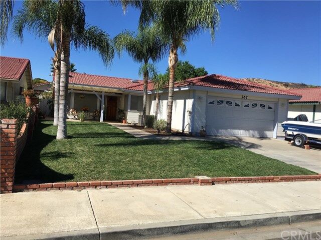Property Photo: 267 White Oak Road CA 92530