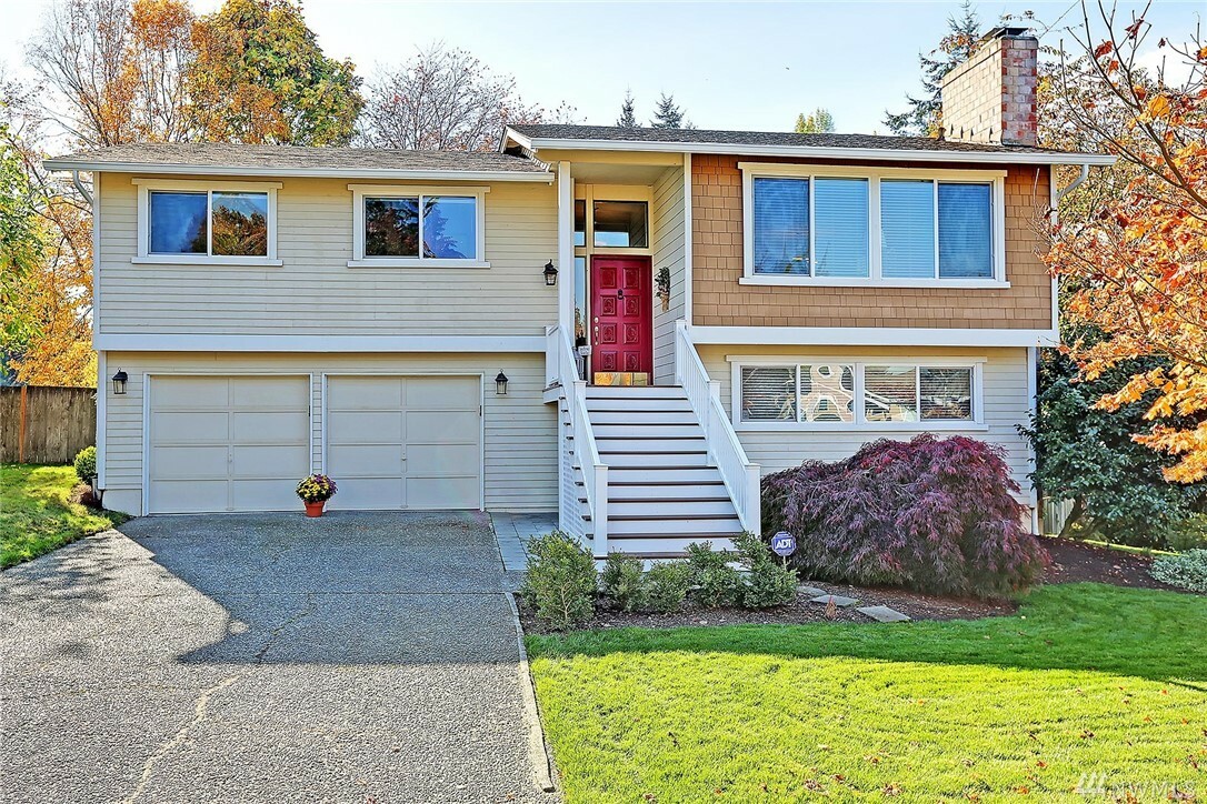 Property Photo:  12305 NE 162nd St  WA 98011 