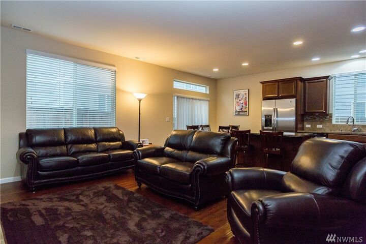 Property Photo: 9208 1st Place SE 29 WA 98258