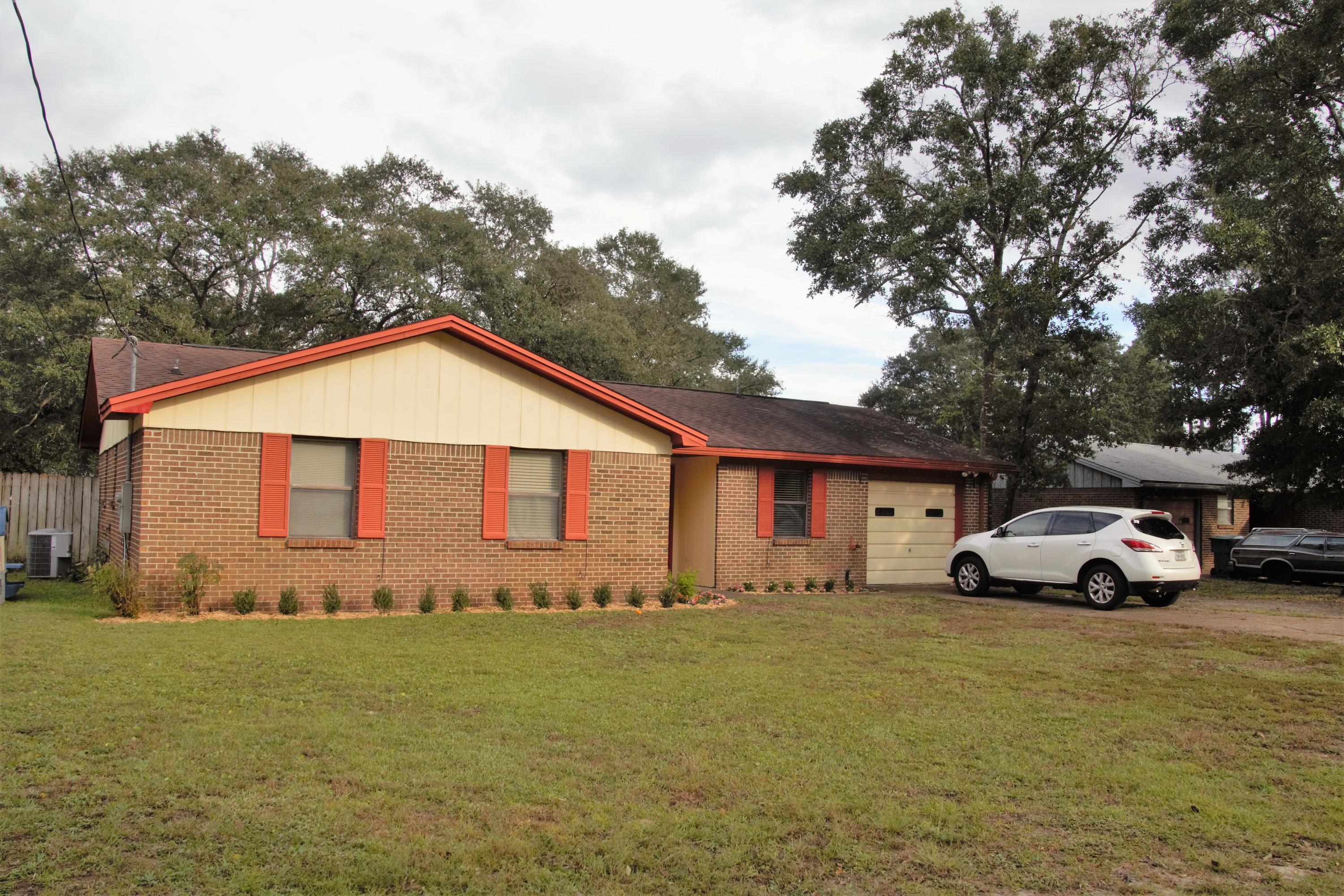 Property Photo:  225 Terri Cove Cove  FL 32578 