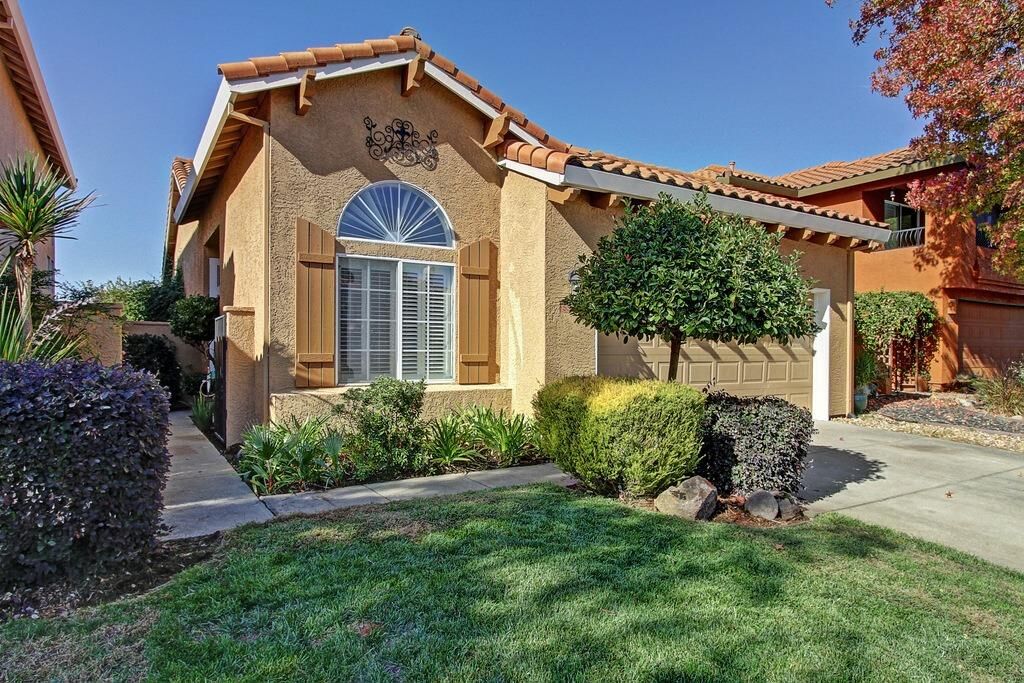 Property Photo: 5567 Cabrillo Court CA 95765