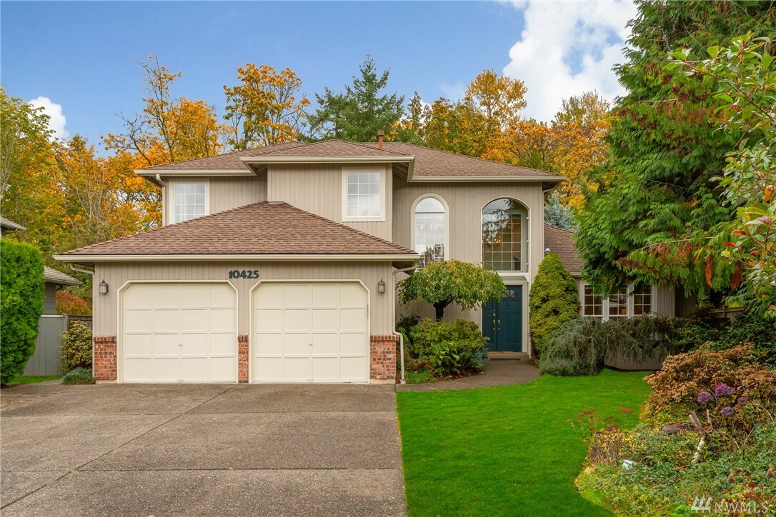 Property Photo:  10425 SE 189th Ct  WA 98055 