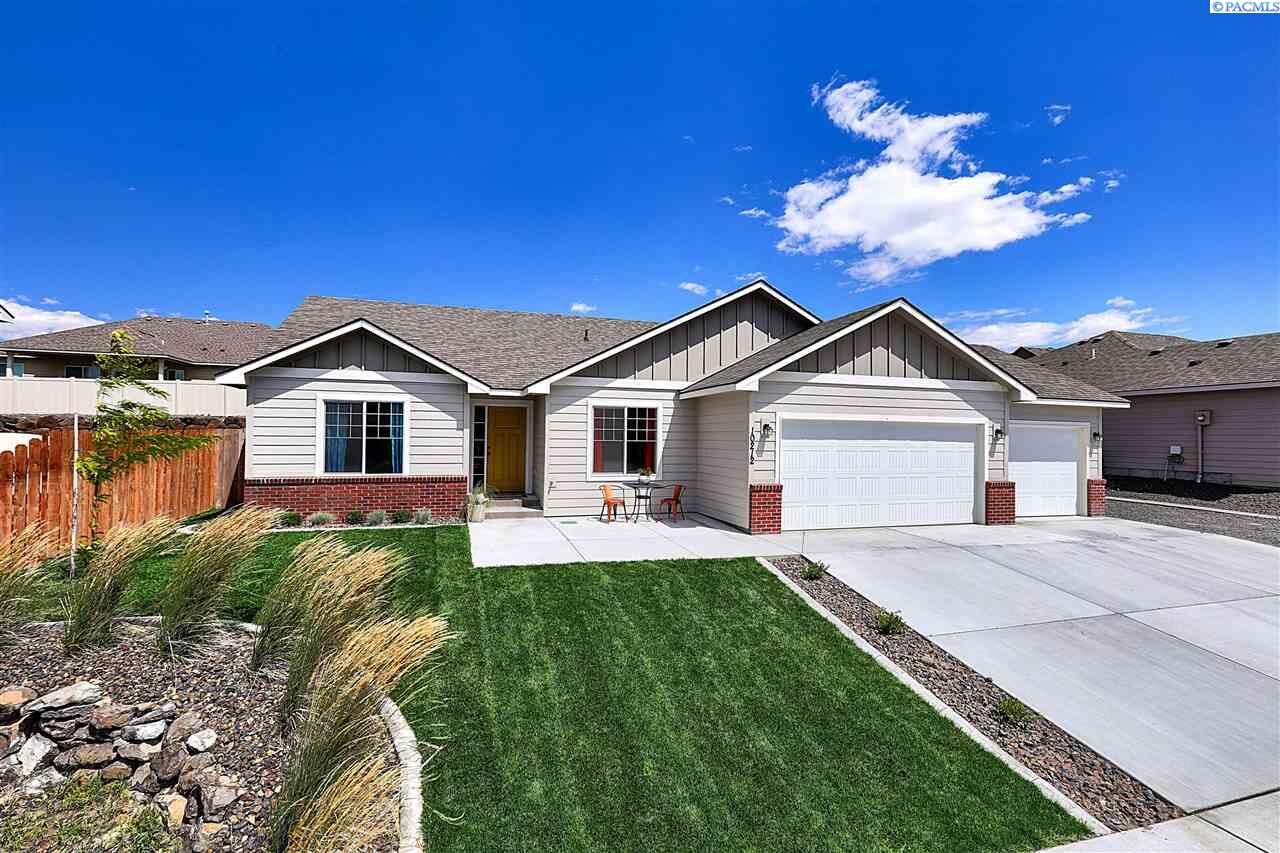 Property Photo:  10212 W 18th Ct.  WA 99338 