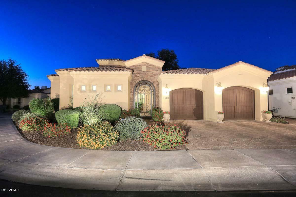 Property Photo: 1512 W Winter Drive AZ 85021