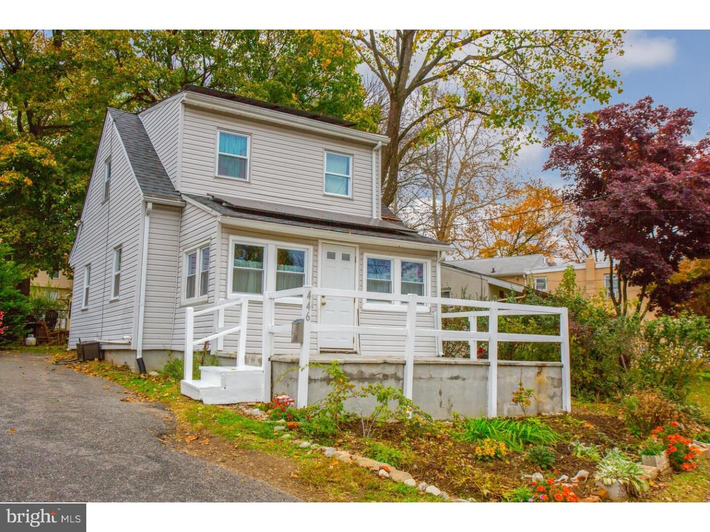 Property Photo:  446 Vernon Street  PA 19063 