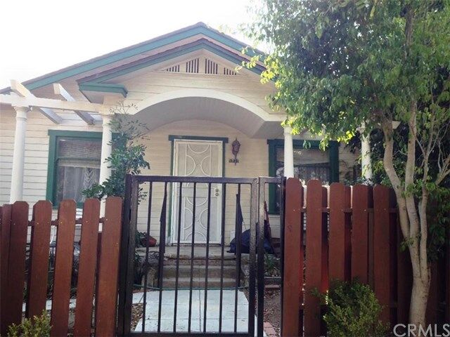 Property Photo: 1371 W 12th Street CA 90732