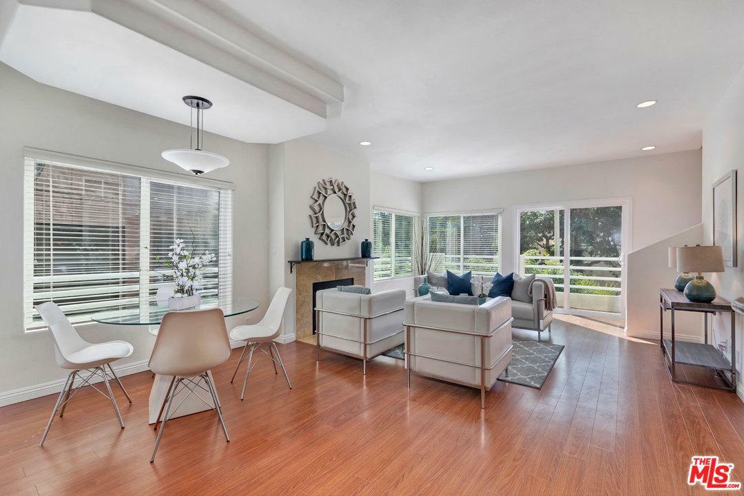 Property Photo: 1160 Granville Ave 101 CA 90049