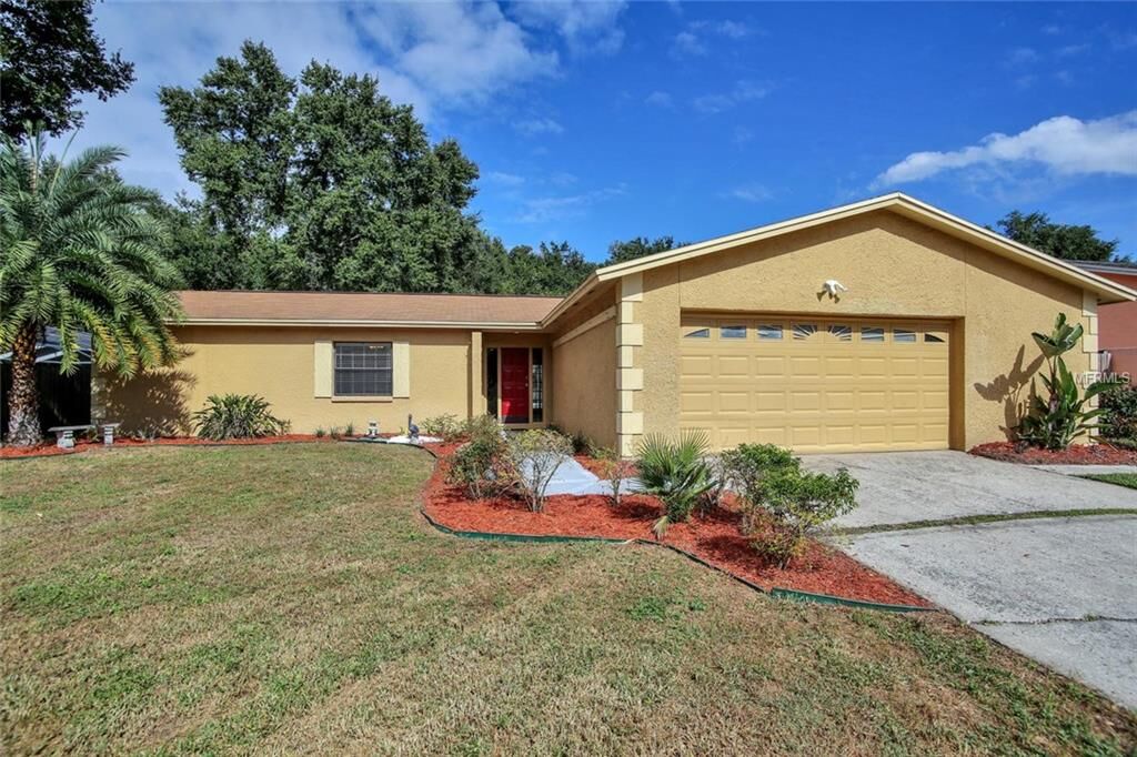 Property Photo:  16533 Forest Lake Drive  FL 33624 