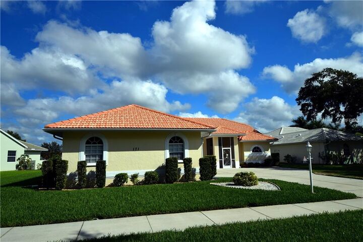 Property Photo:  171 Grand Oak Circle  FL 34292 