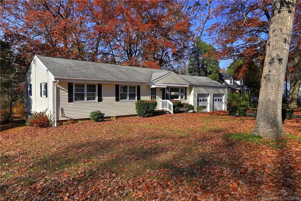 Property Photo:  269 Booth Hill Road  CT 06611 