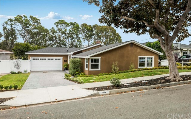 Property Photo:  1704 Massena Avenue  CA 90277 