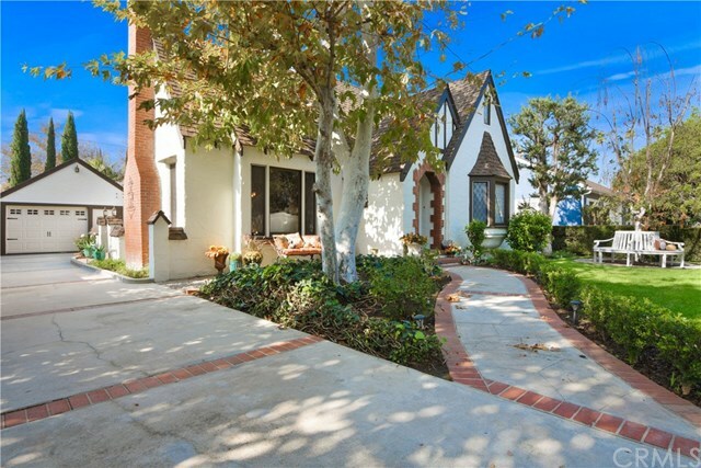 Property Photo:  2404 Poinsettia Street  CA 92706 