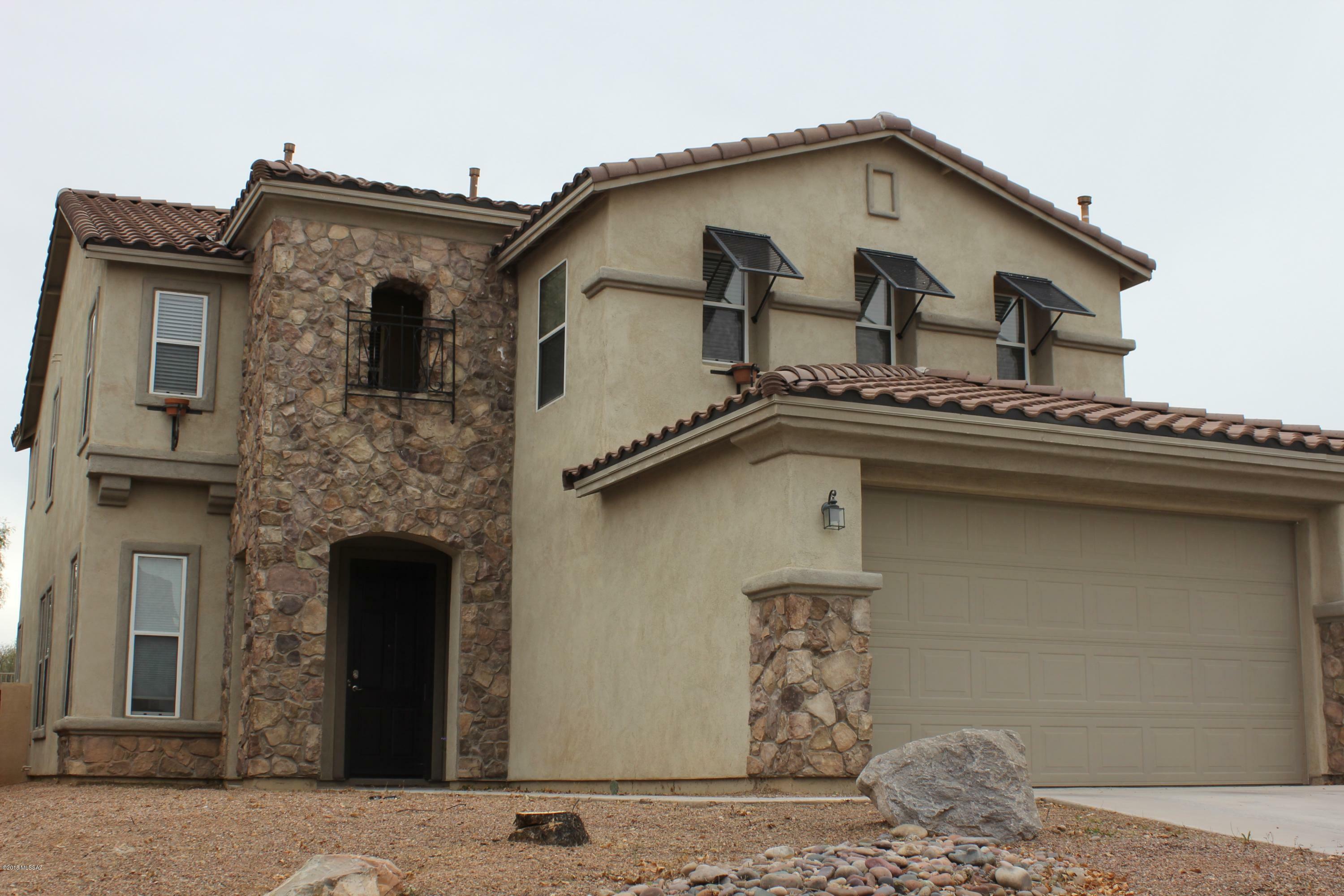 Property Photo:  375 W Calle La Bolita  AZ 85629 