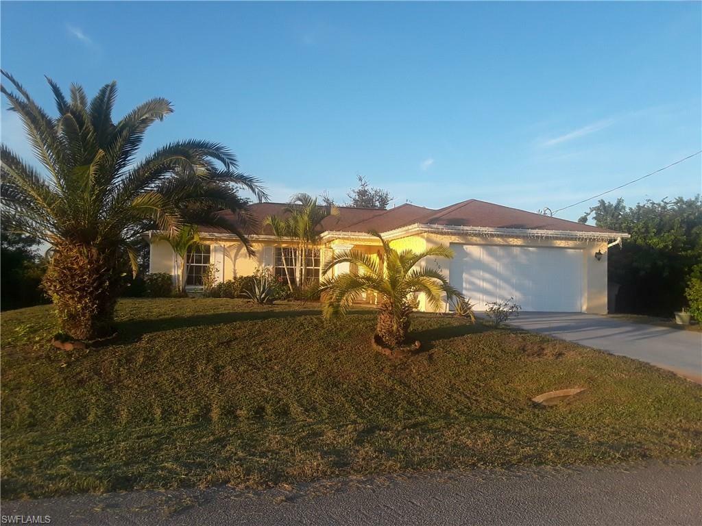 Property Photo:  2506 29th Street SW  FL 33976 