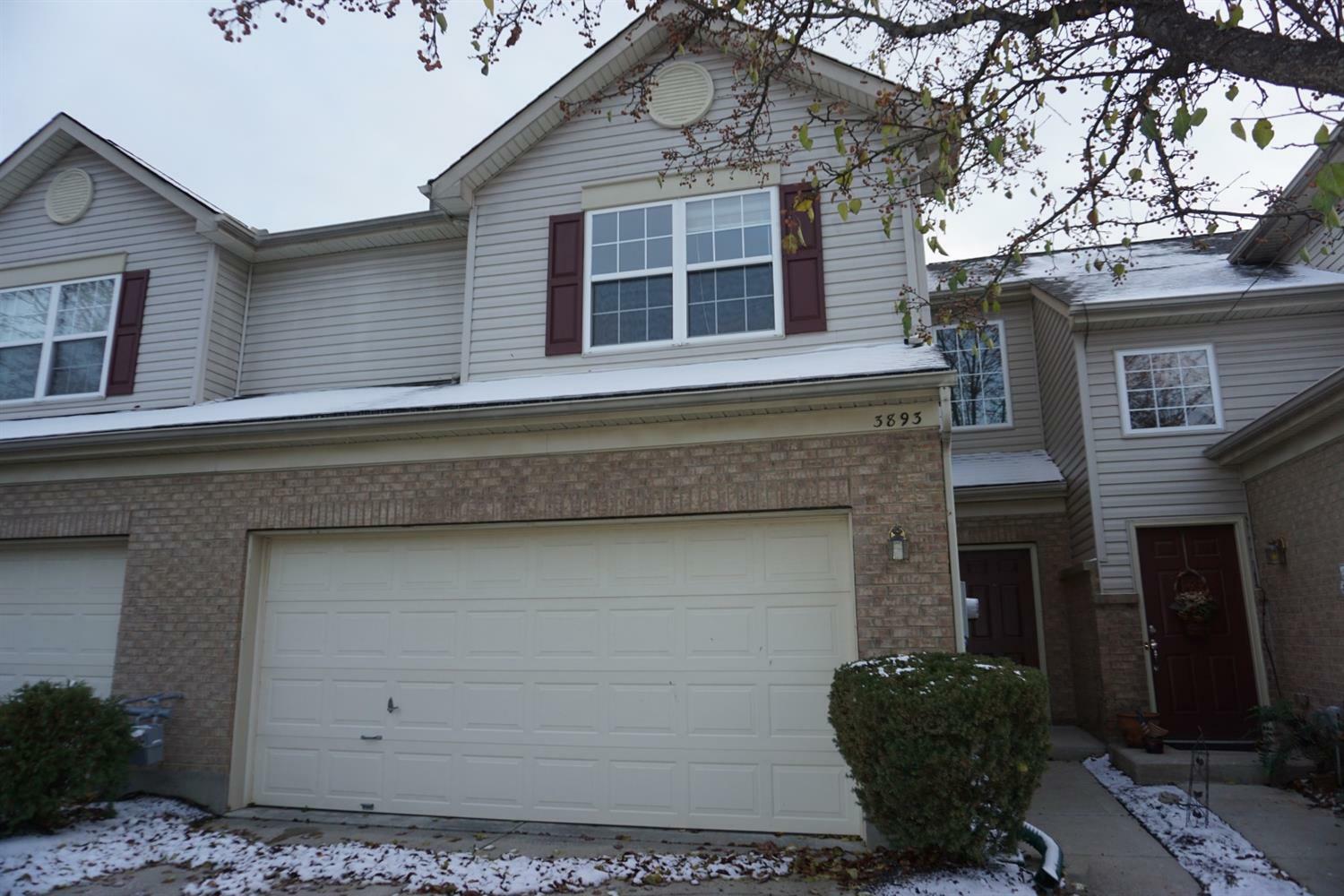 Property Photo: 3893 Thorngate Drive OH 45040