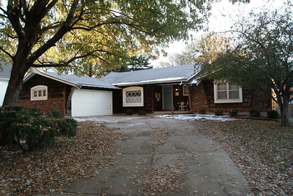 Property Photo:  11605 Wornall Road  MO 64114 