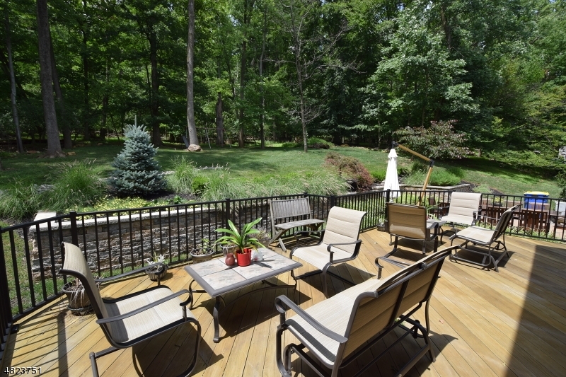 1 Forest Ln  Green Brook Twp. NJ 08812 photo