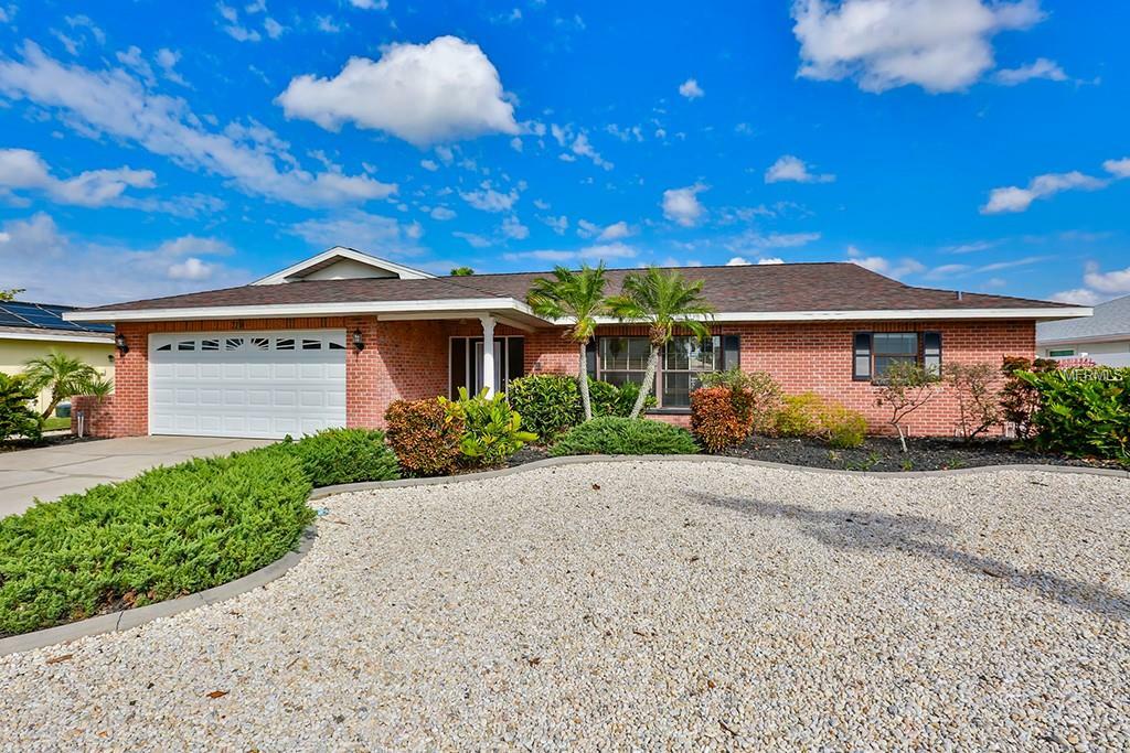 Property Photo:  719 Flamingo Drive  FL 33572 