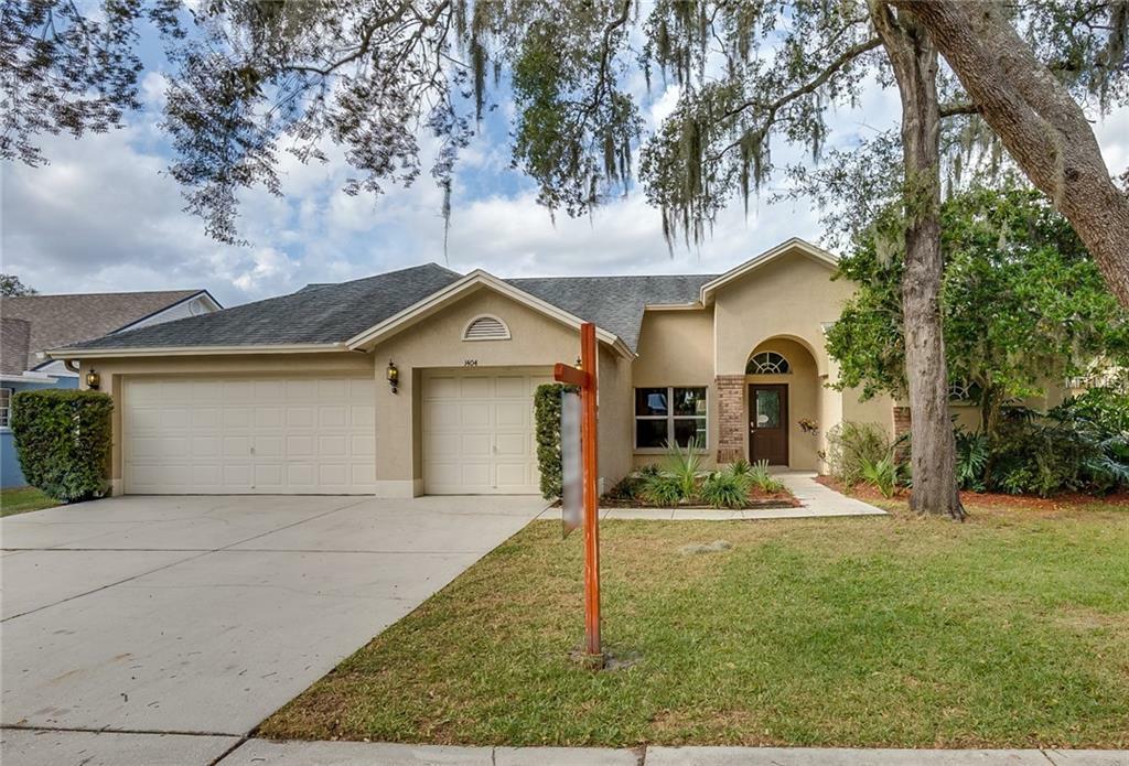 Property Photo:  1404 Clarion Drive  FL 33596 