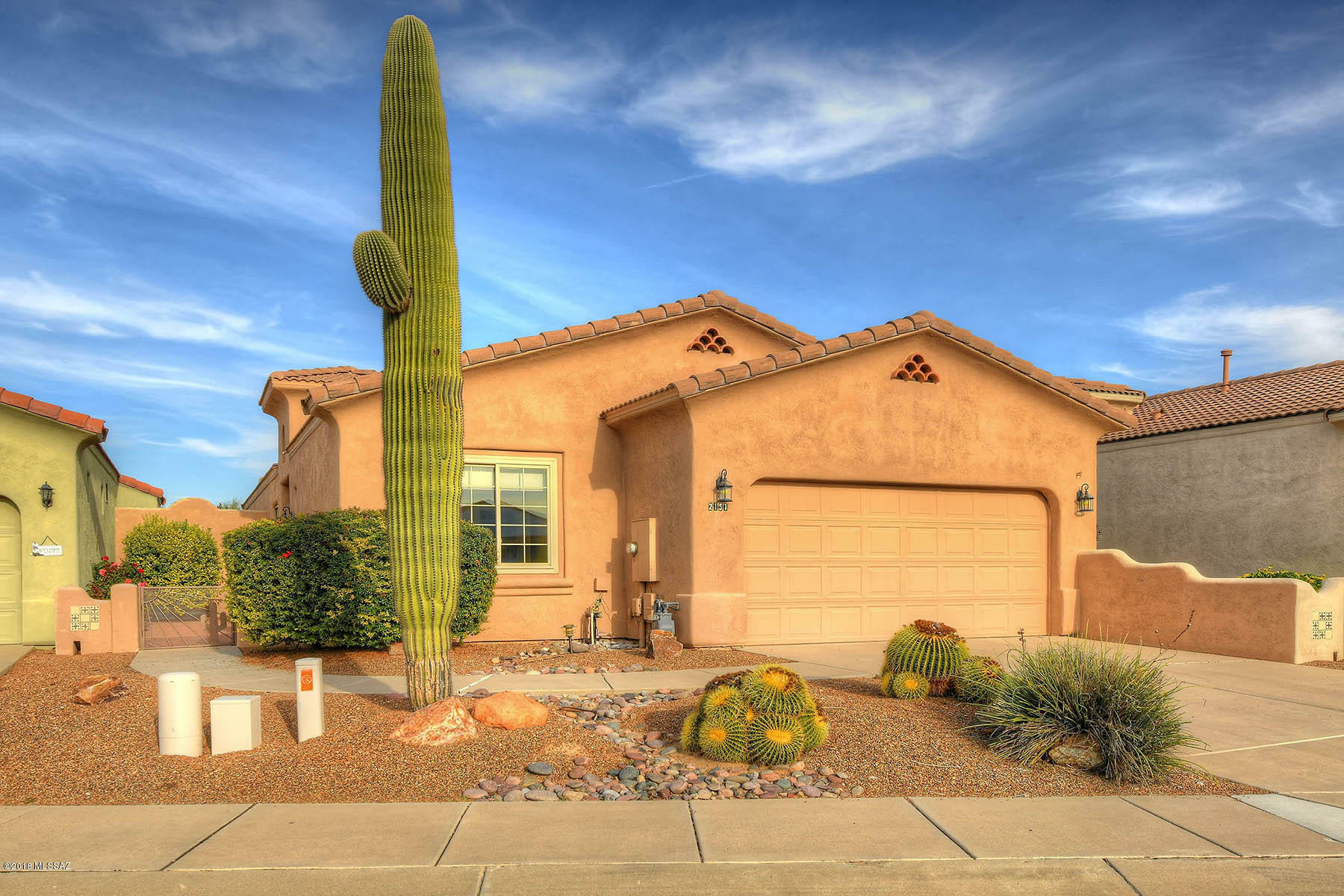 Property Photo:  2151 S Via Alonso  AZ 85614 