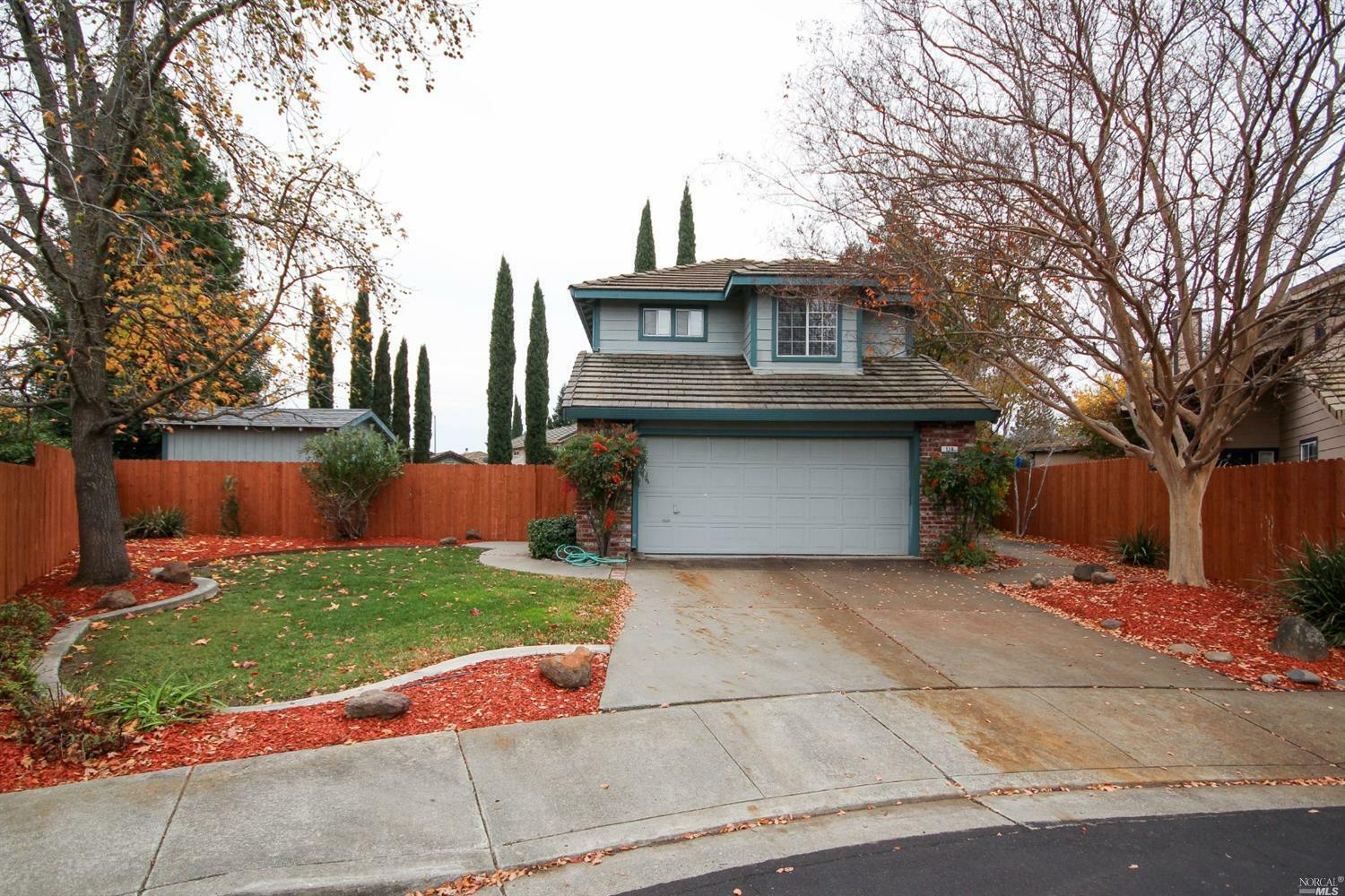 Property Photo: 118 Chaffey Court CA 95687