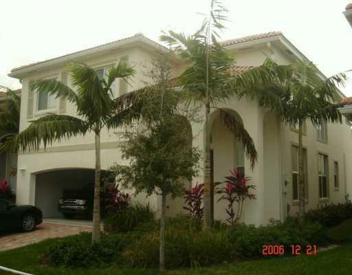 Property Photo: 1027 Center Stone Lane FL 33404