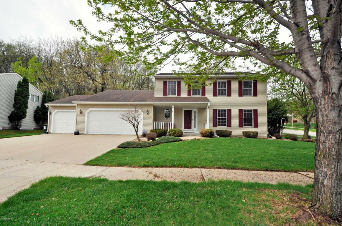 Property Photo: 936 Northern Valley Drive NE MN 55906