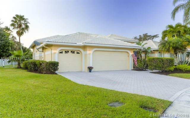 Property Photo:  6312 NW 72nd Pl  FL 33067 