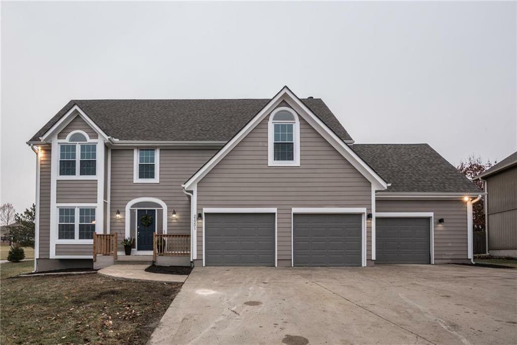 Property Photo: 21201 W 55th Terrace KS 66218