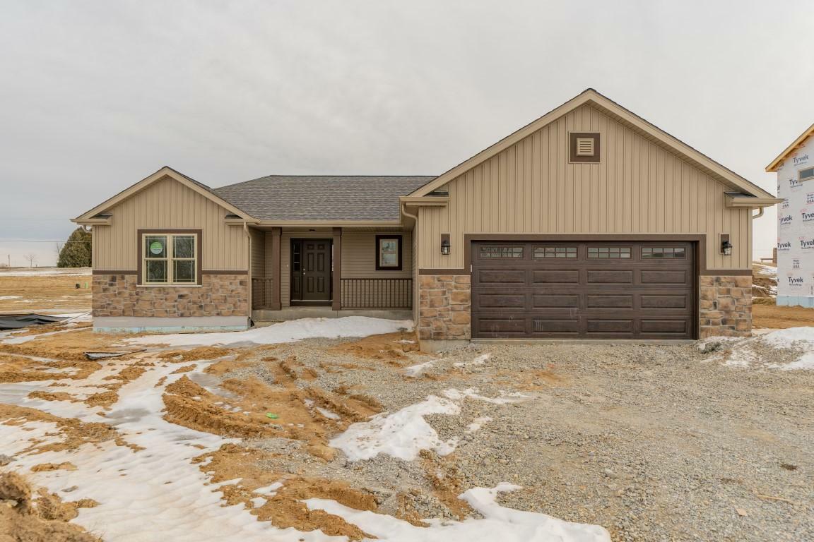 Property Photo:  210 Crestview Ln  WI 53551 