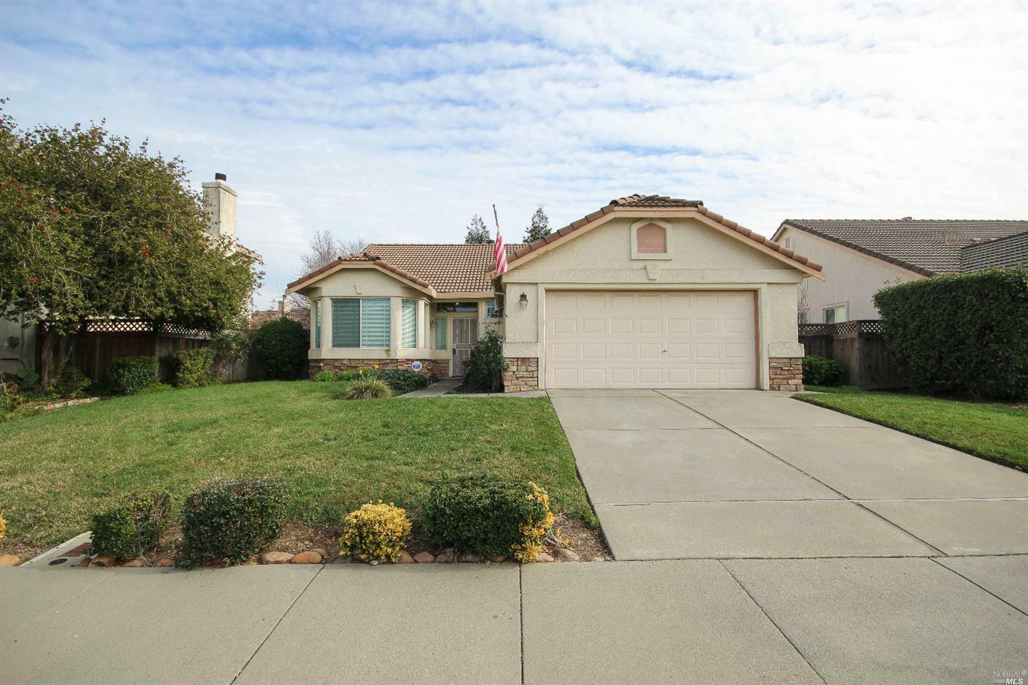 Property Photo:  329 Keyes Court  CA 94585 