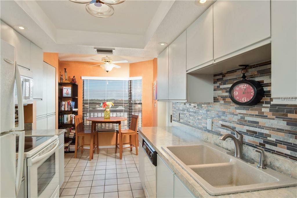 Property Photo:  1316 Pasadena Avenue S 605  FL 33707 