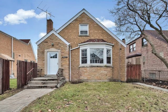 Property Photo: 4909 North Austin Avenue IL 60630
