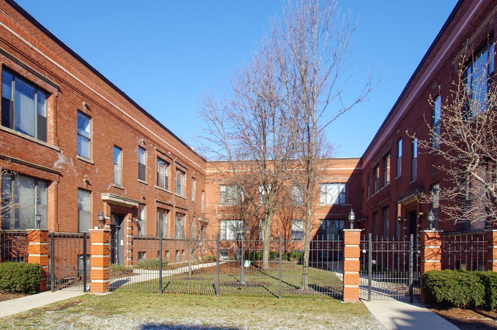 Property Photo:  1314 West North Shore Avenue G  IL 60626 