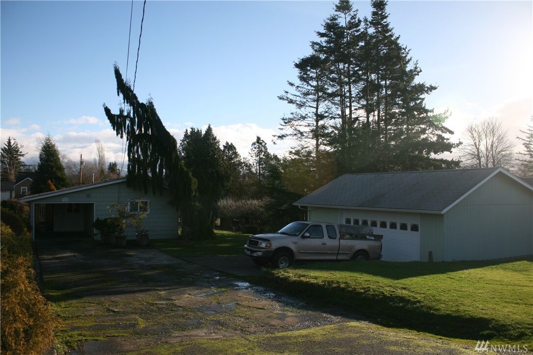 Property Photo: 3214 Greenwood Ave WA 98225