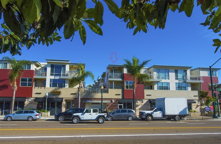 Property Photo:  687 S Coast Highway 101 216  CA 92024 