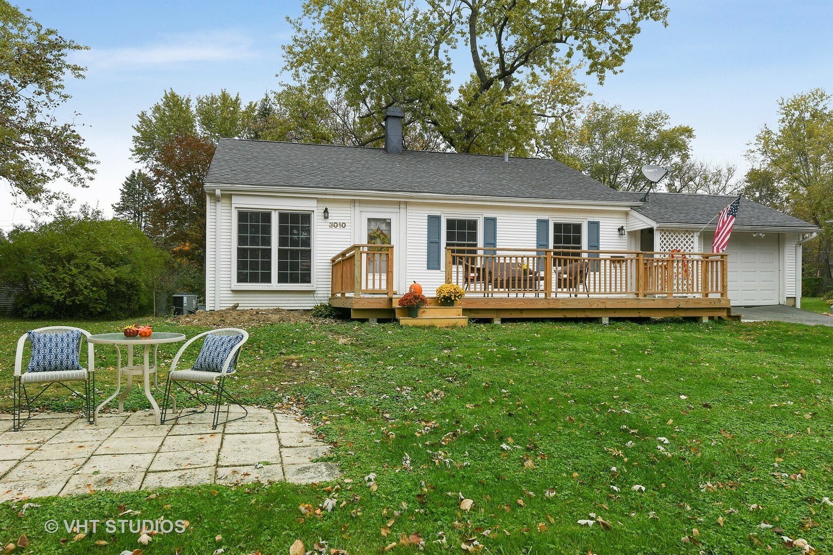 Property Photo: 3010 Crabtree Avenue IL 60517