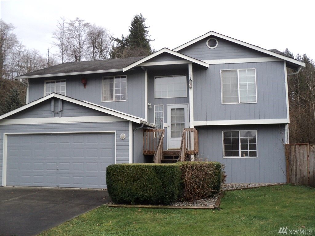 Property Photo: 916 Elm St WA 98294