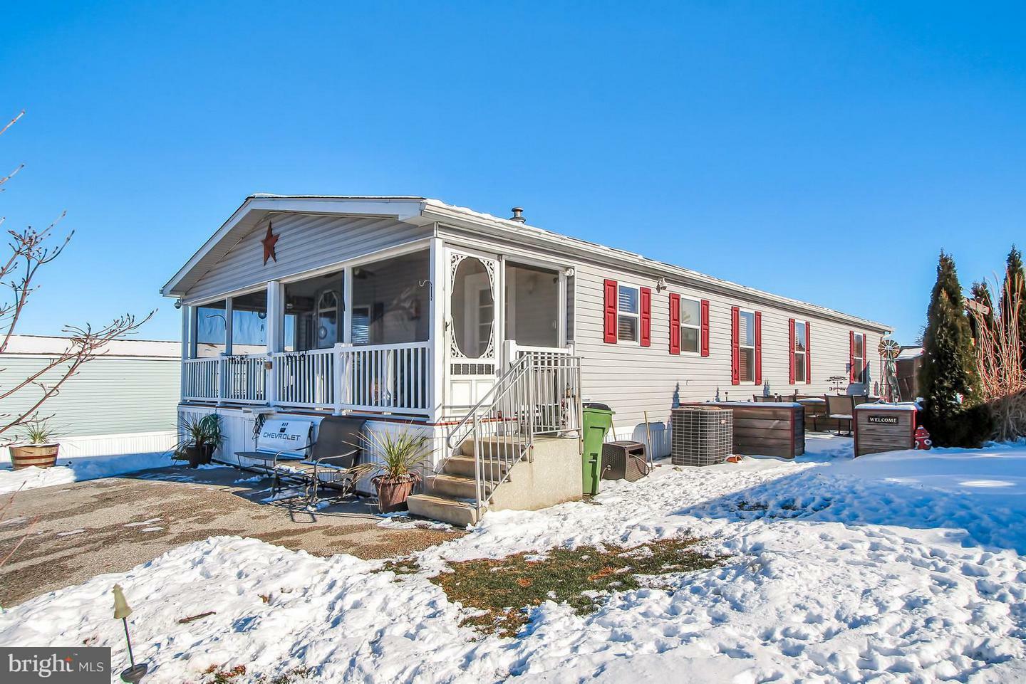 Property Photo:  113 Carbridge Rd W  PA 17363 