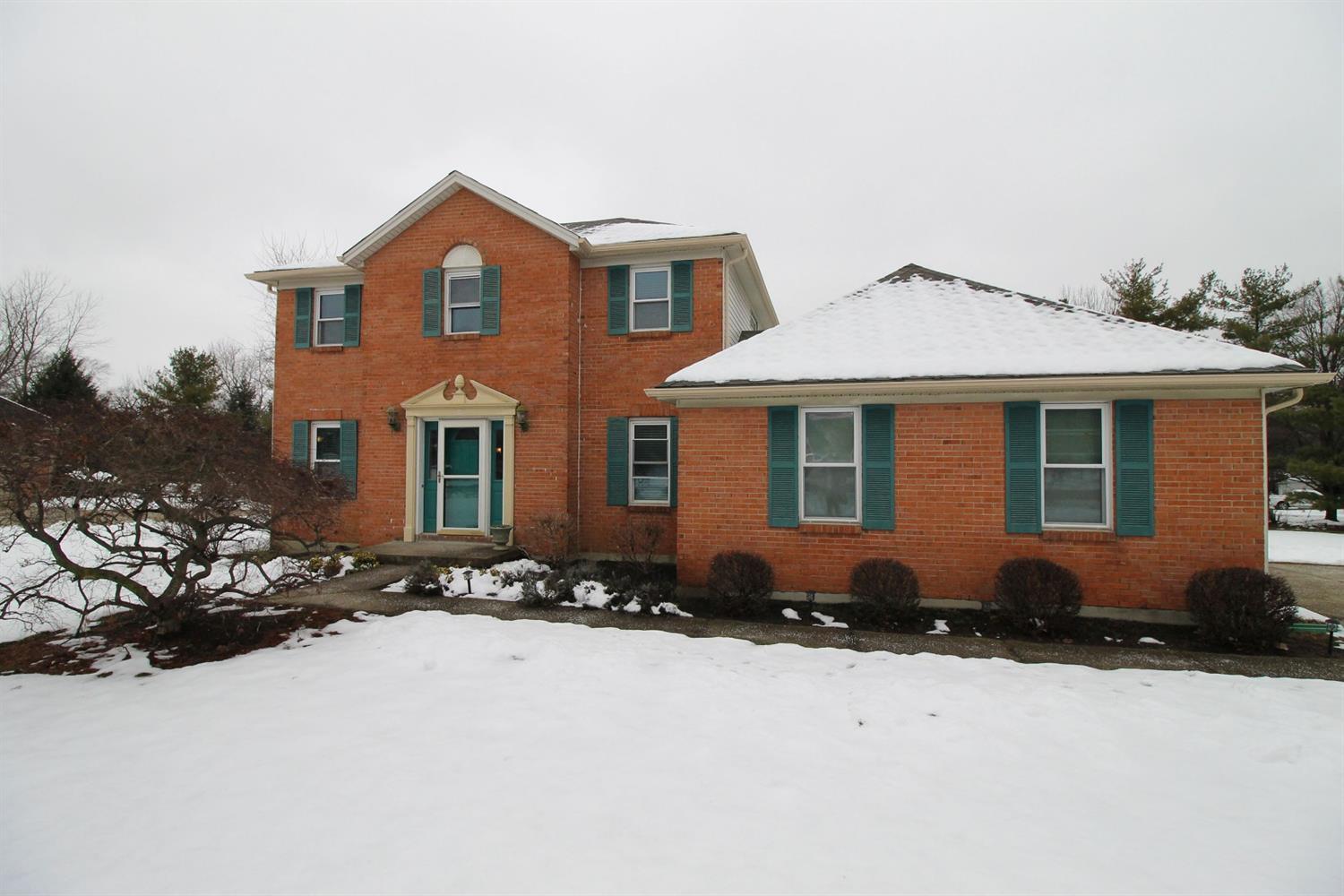 Property Photo: 7975 Strawberry Hill Lane OH 45039