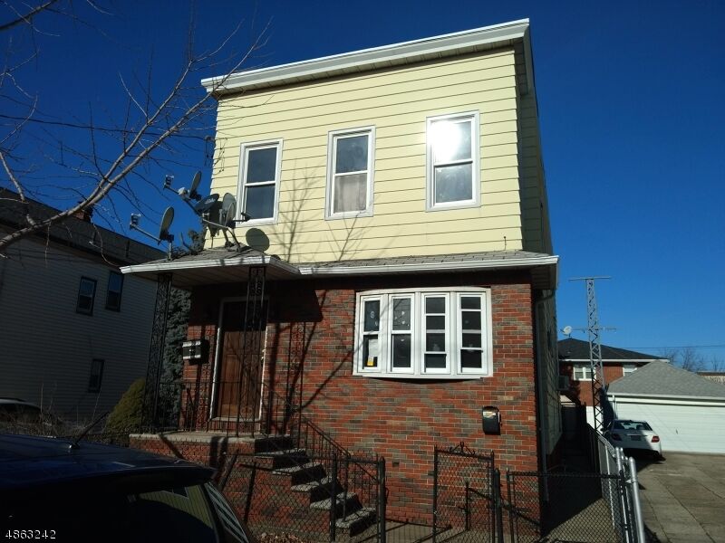 Property Photo:  327 Loomis St  NJ 07206 