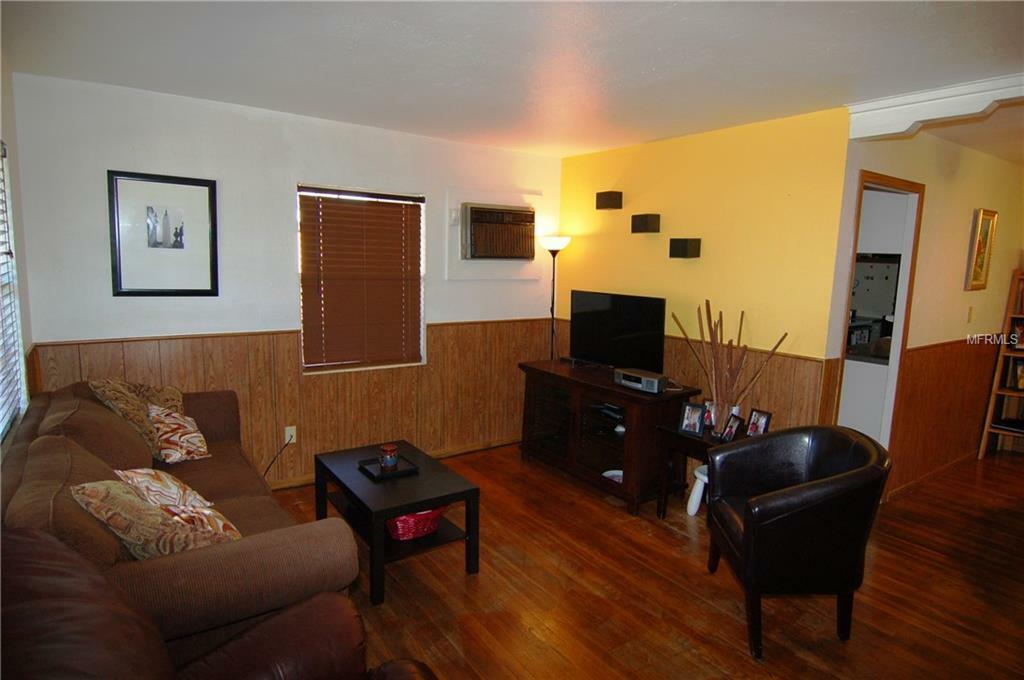Property Photo: 1247 Emeralda Road FL 32808
