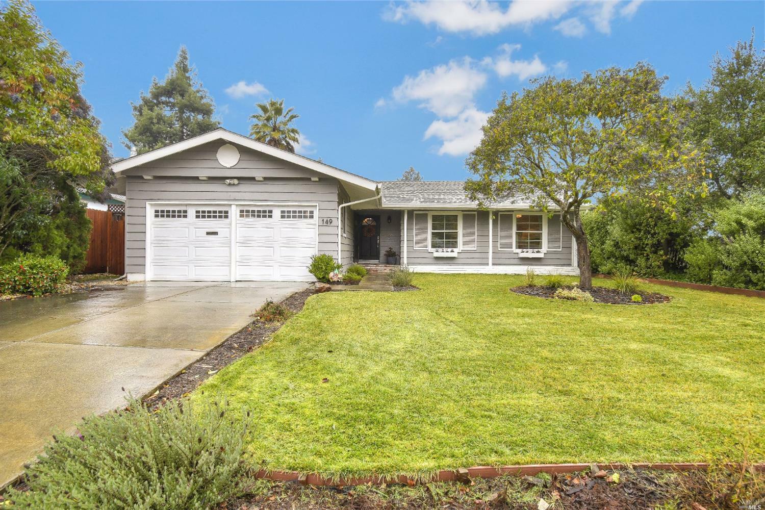 Property Photo:  149 San Carlos Way  CA 94945 