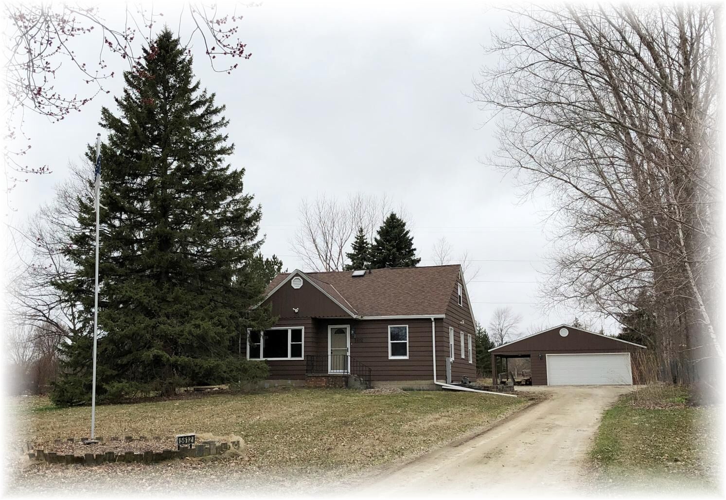 Property Photo: 5612 Middle Rd WI 53402