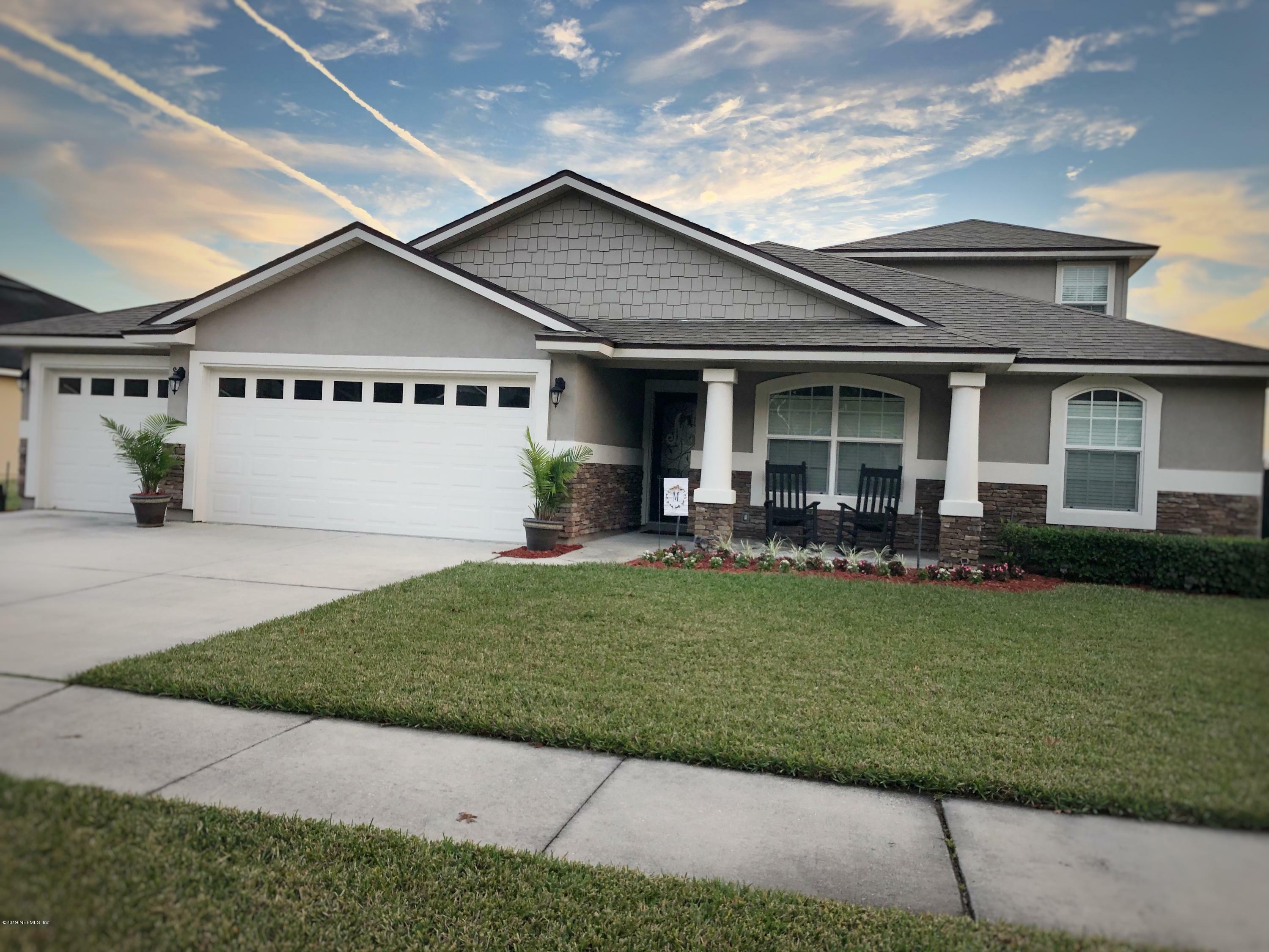 Property Photo:  2476 Royal Pointe Dr  FL 32043 