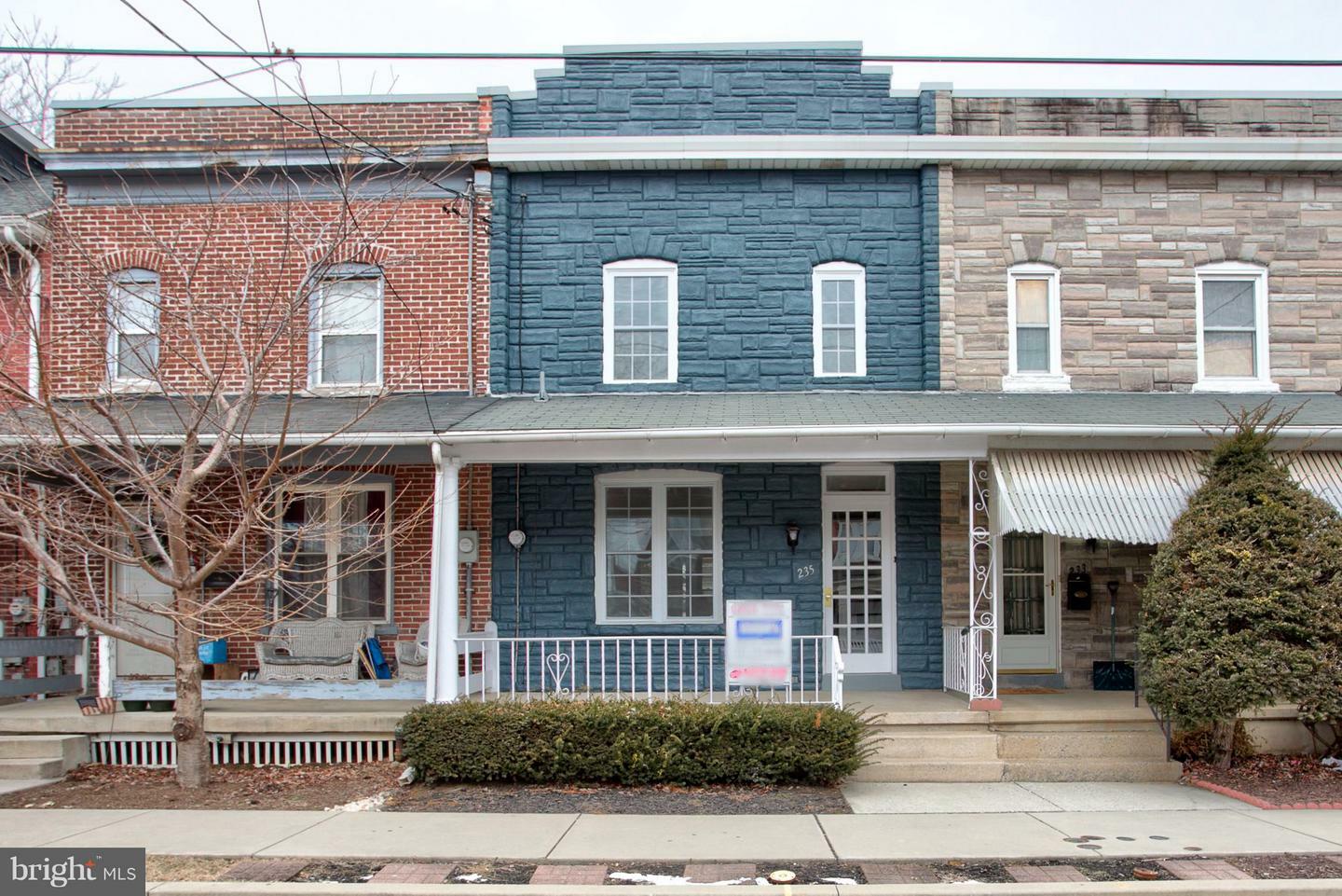 Property Photo: 235 Jackson Street PA 17603
