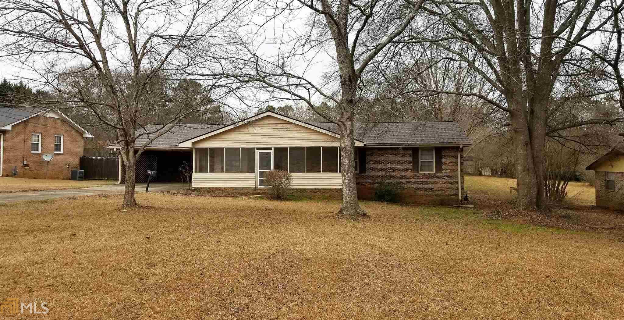 Property Photo: 10 Foster Dr GA 30263