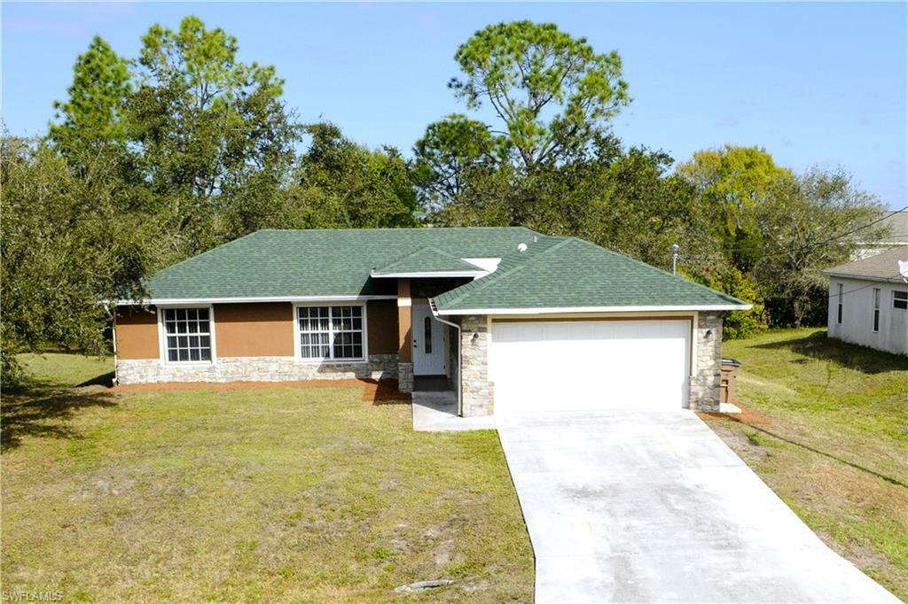 Property Photo:  5200 Beauty Street  FL 33971 