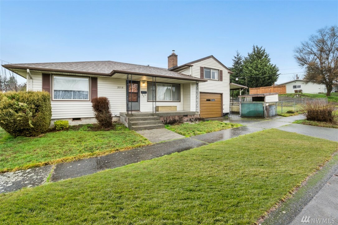 Property Photo:  3715 S 15th St  WA 98405 